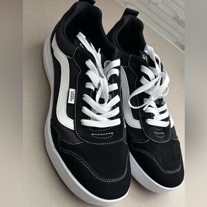 Vans Range EXP